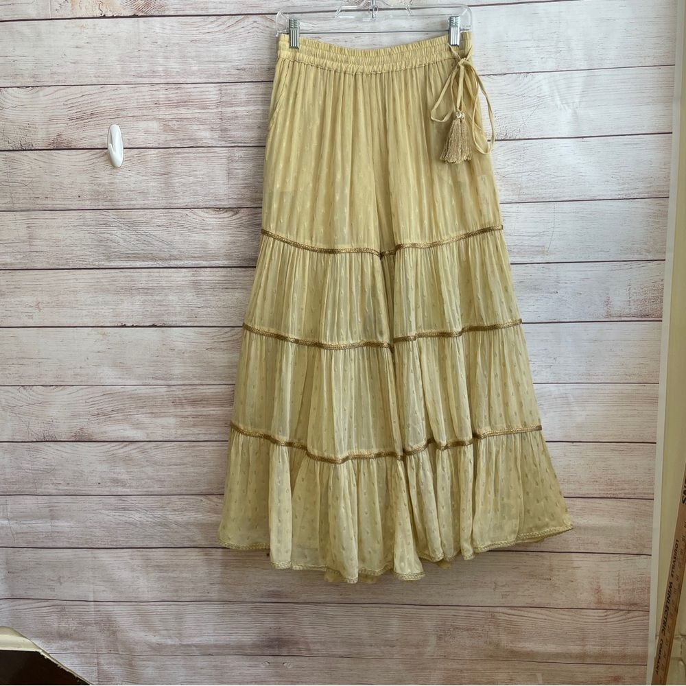 MUSTARD CRINKLE TIERED VERY WIDE LEG PANTS‎ IN YELLOW